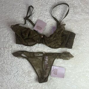 Savage X Fenty bra & underwear set